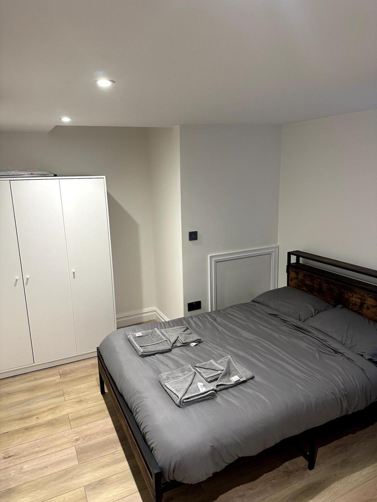 Modern 2-bed Flat In Euston Appartamento *